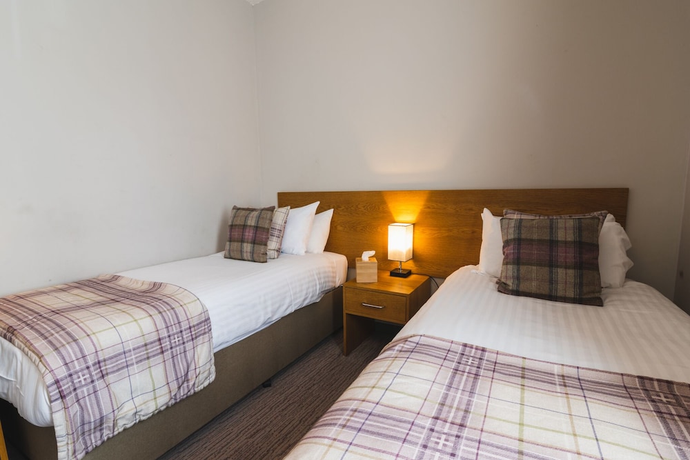 Superior Suite, Ensuite (Large)