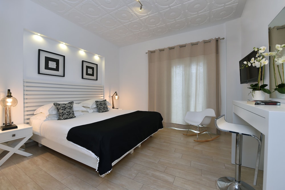 Comfort Room, Balcony photo 1