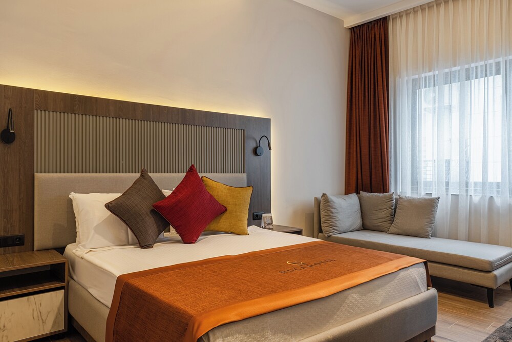 Standard Room, City View