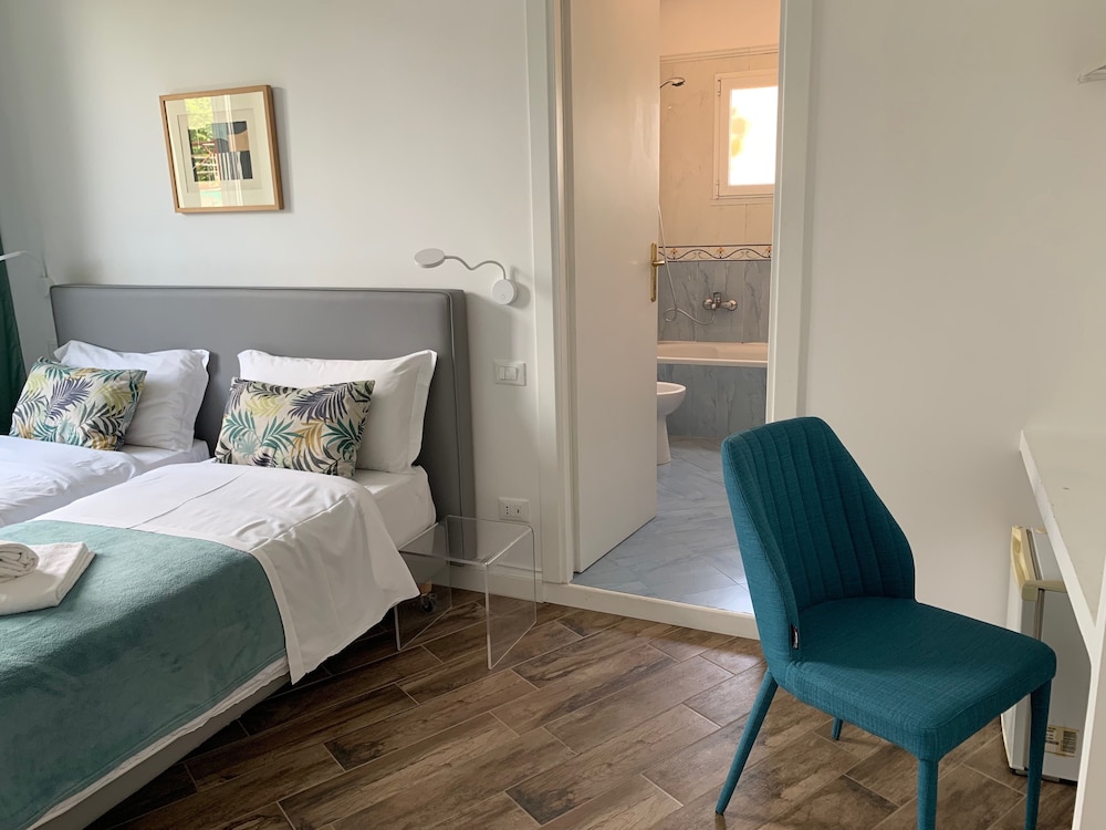 Double Room photo 3