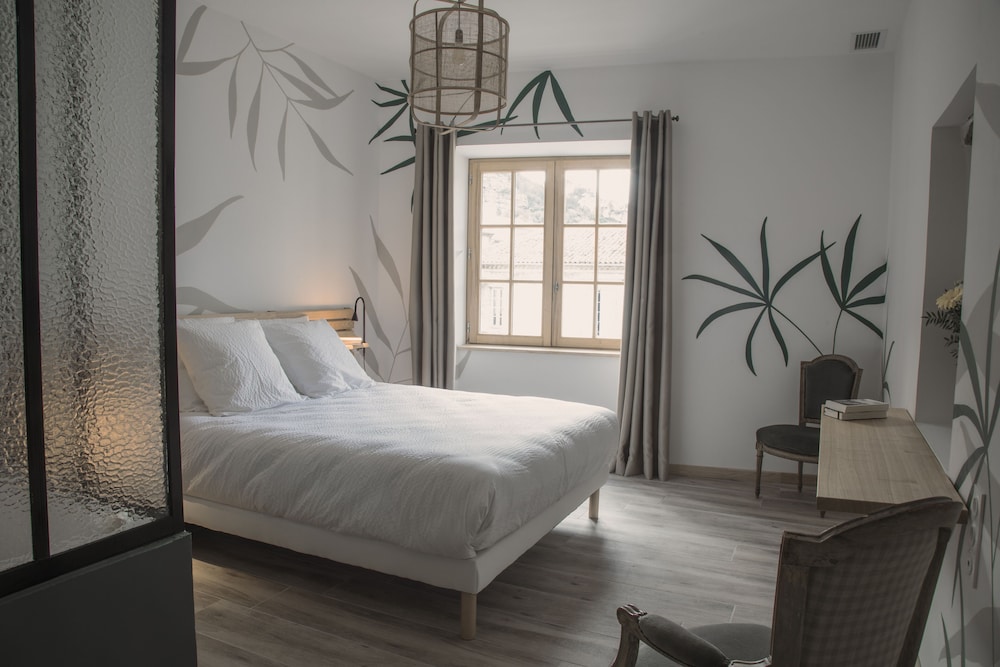Double Room, Ensuite - Photo 1
