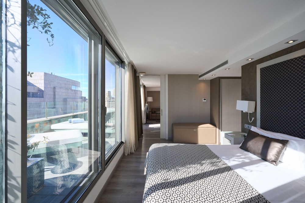 Suite (Imperial) photo 3