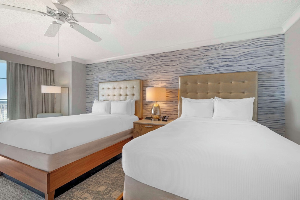 Room, 2 Double Beds, Partial Ocean View (High Floor) - Photo 8
