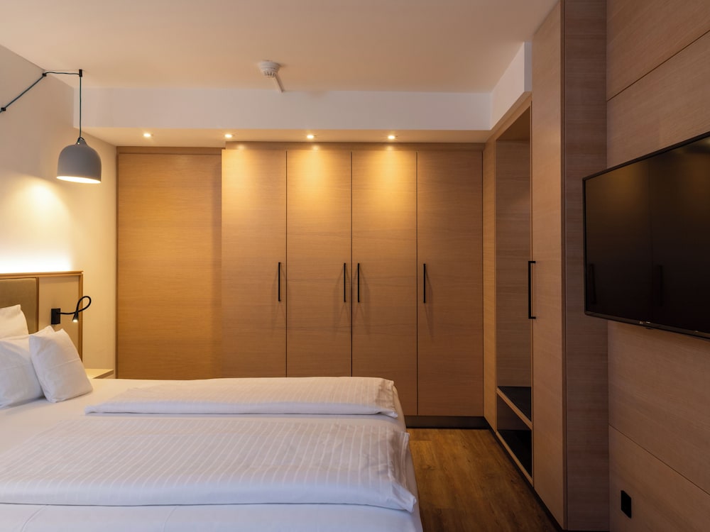 Family Double or Twin Room photo 3