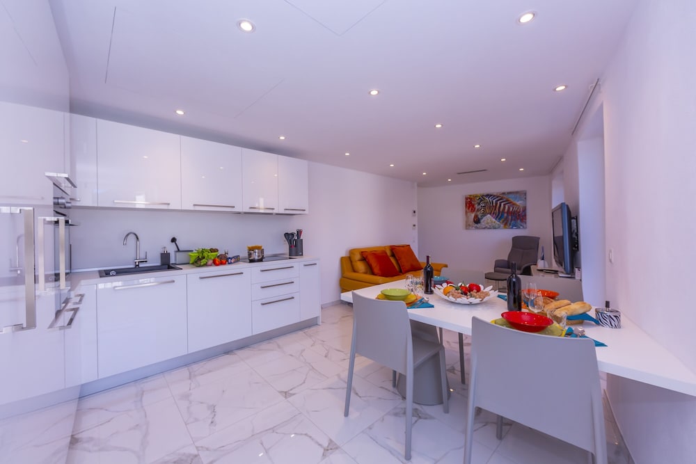 Family Apartment, 2 Bedrooms (Yellow View Apartment) photo 3