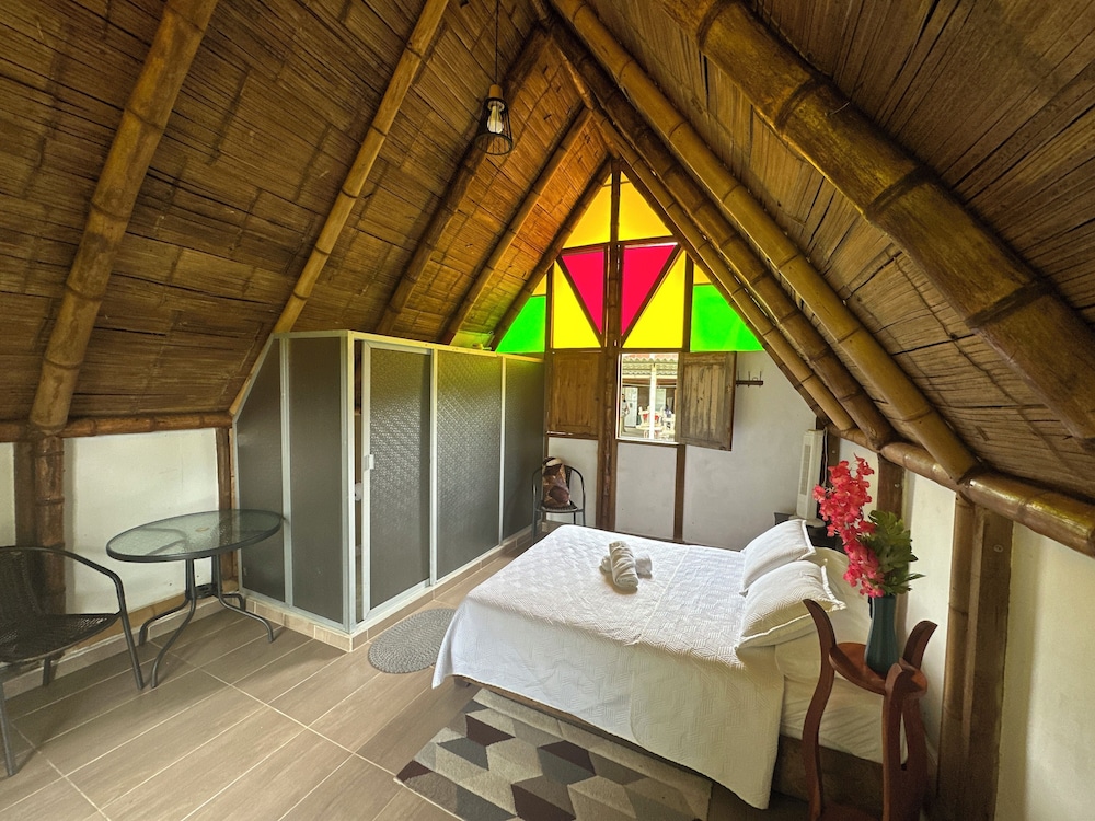 Triple Room, Mountain View photo 1