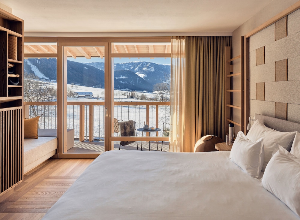Grand Deluxe Double Room