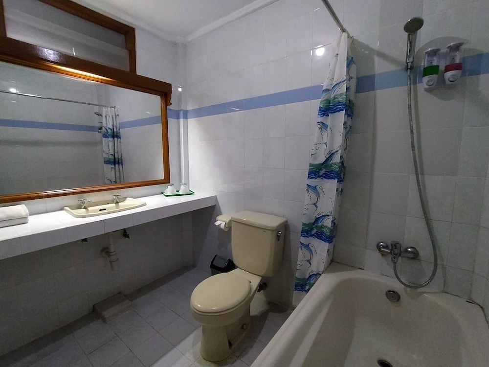 Standard Room with Fan photo 3