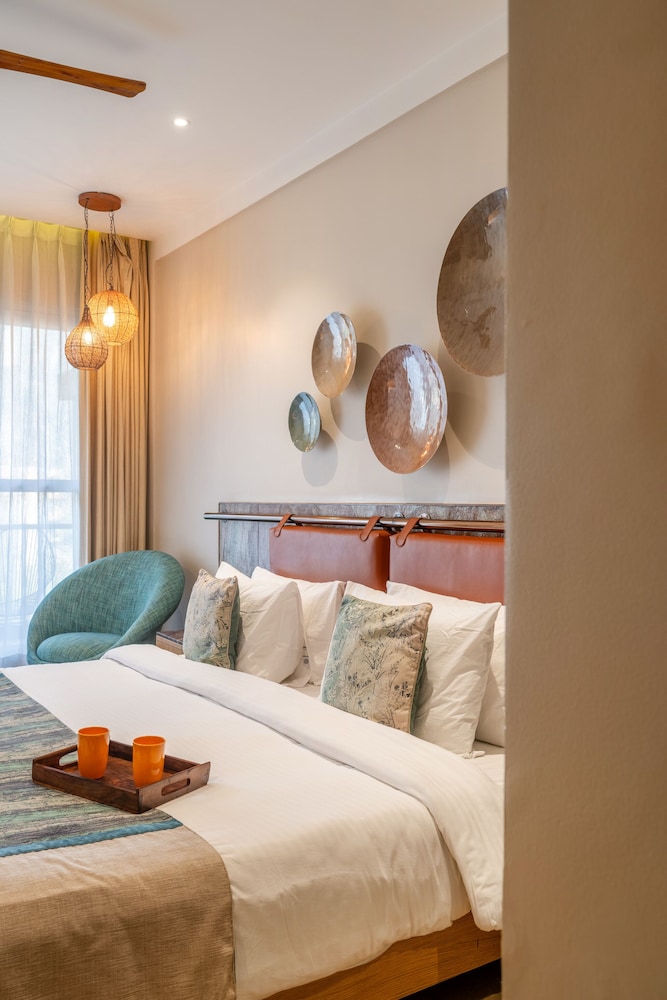 King Room with Balcony