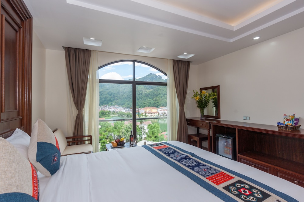Executive Room, Lake View - Photo 2