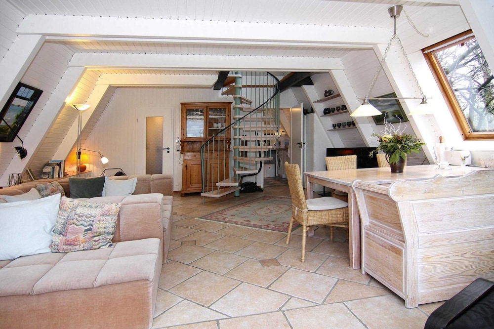 Classic House, 2 Bedrooms photo 3