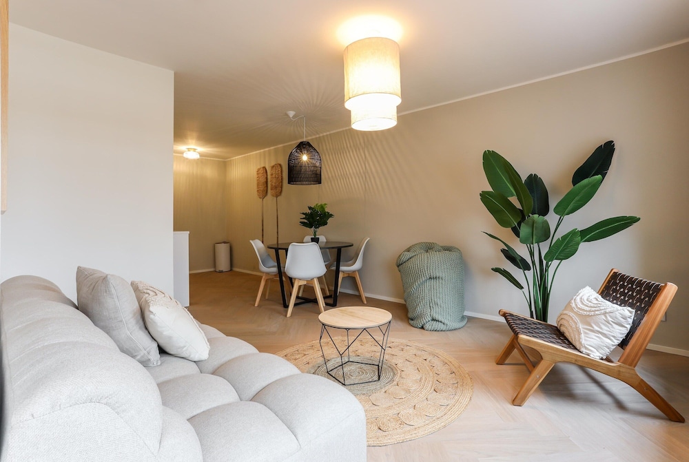 Apartment photo 1
