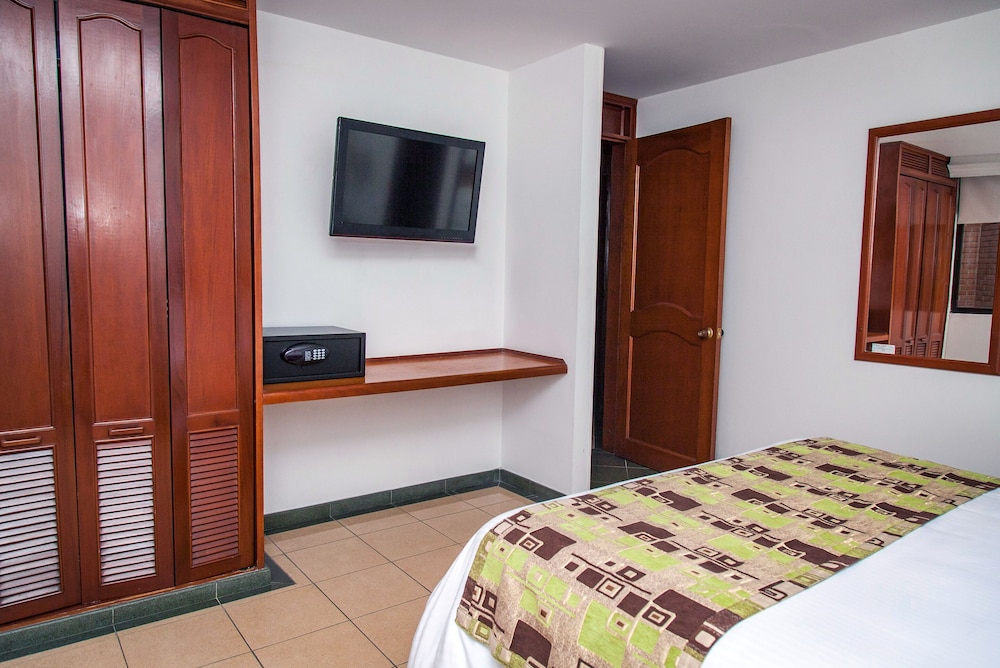 Standard Double Room - Photo 4