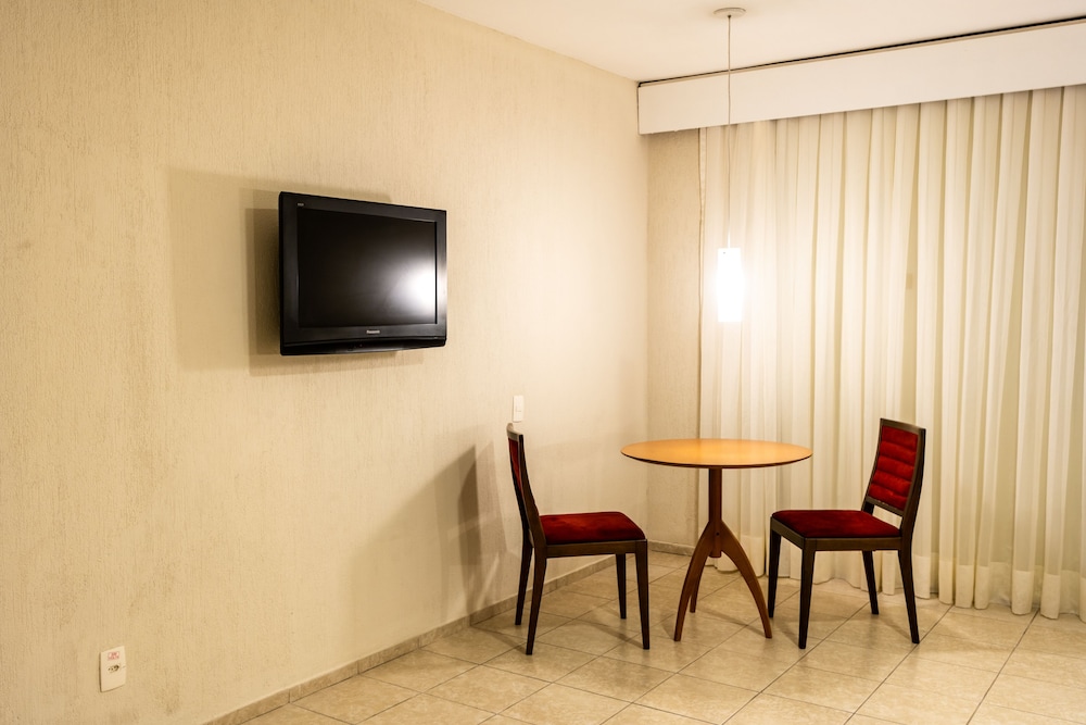 Deluxe Room - Photo 10