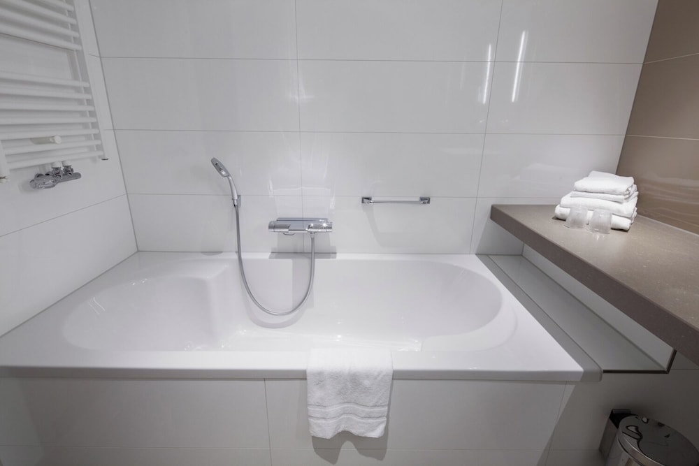 Comfort Triple Room - Photo 8