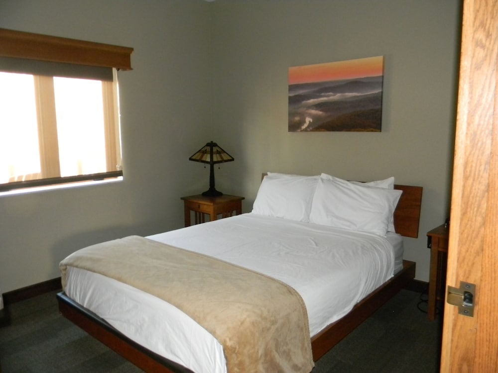 Cabin, 4 Bedrooms photo 1