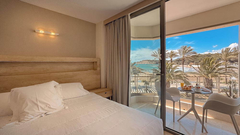 Deluxe Studio Suite, Sea View