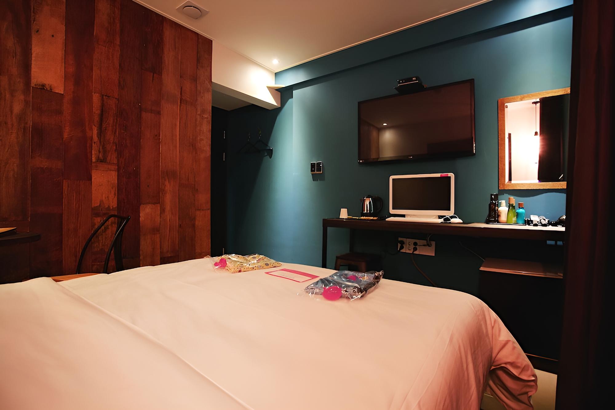 Room (No Smoking (standard)) - Photo 4