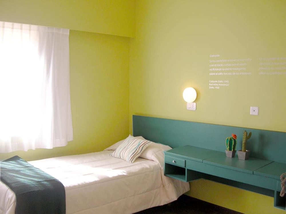Standard Room, 2 Twin Beds photo 1