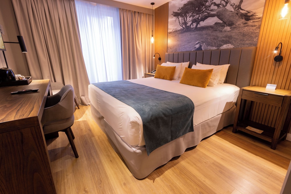 Available room
