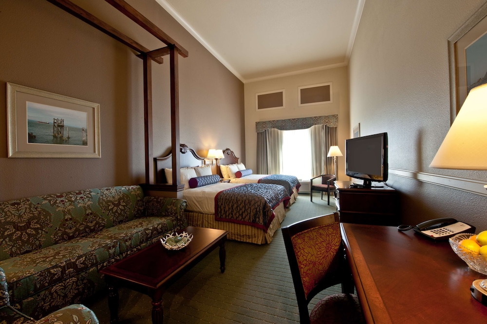 Junior suite two queens non smoking - Photo 2