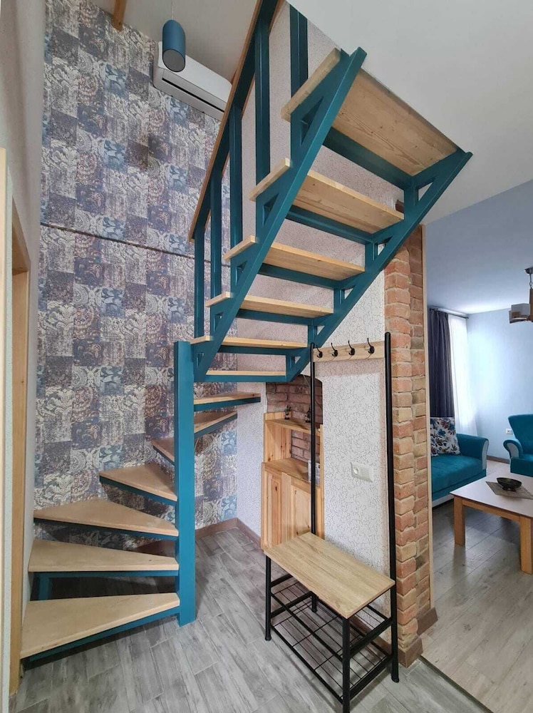 Traditional Apartment