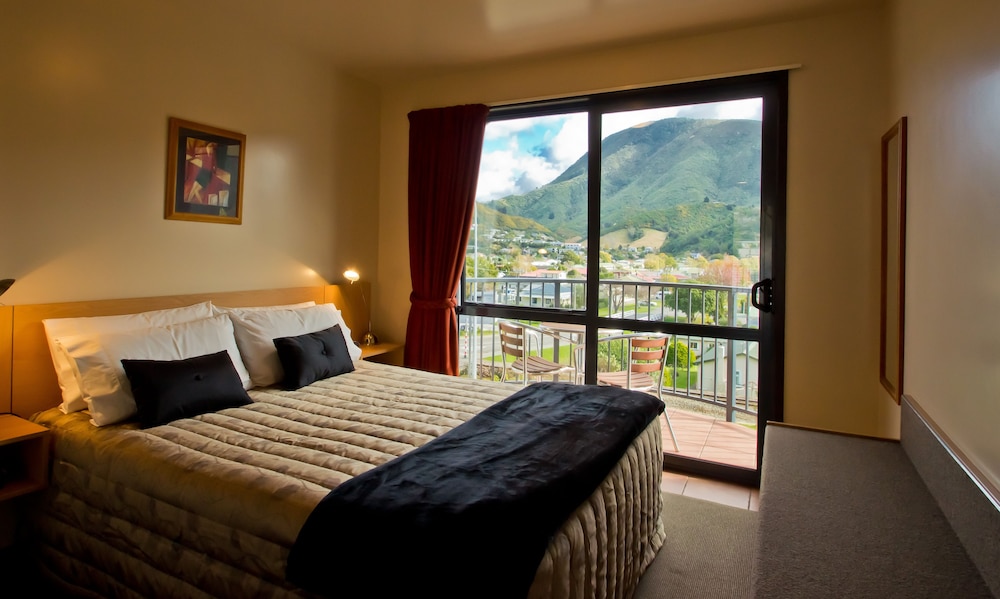 Executive King Room One Bedroom Spa photo 1