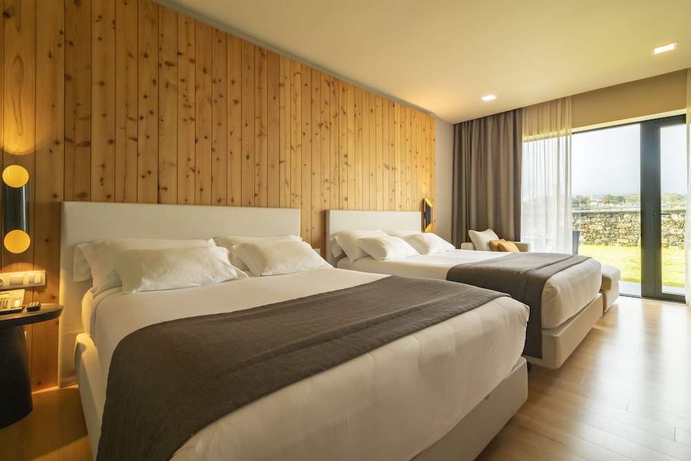 Superior Double or Twin Room, Garden View