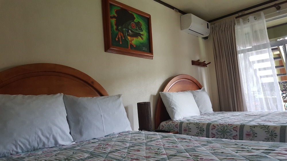 Basic Double Room photo 3