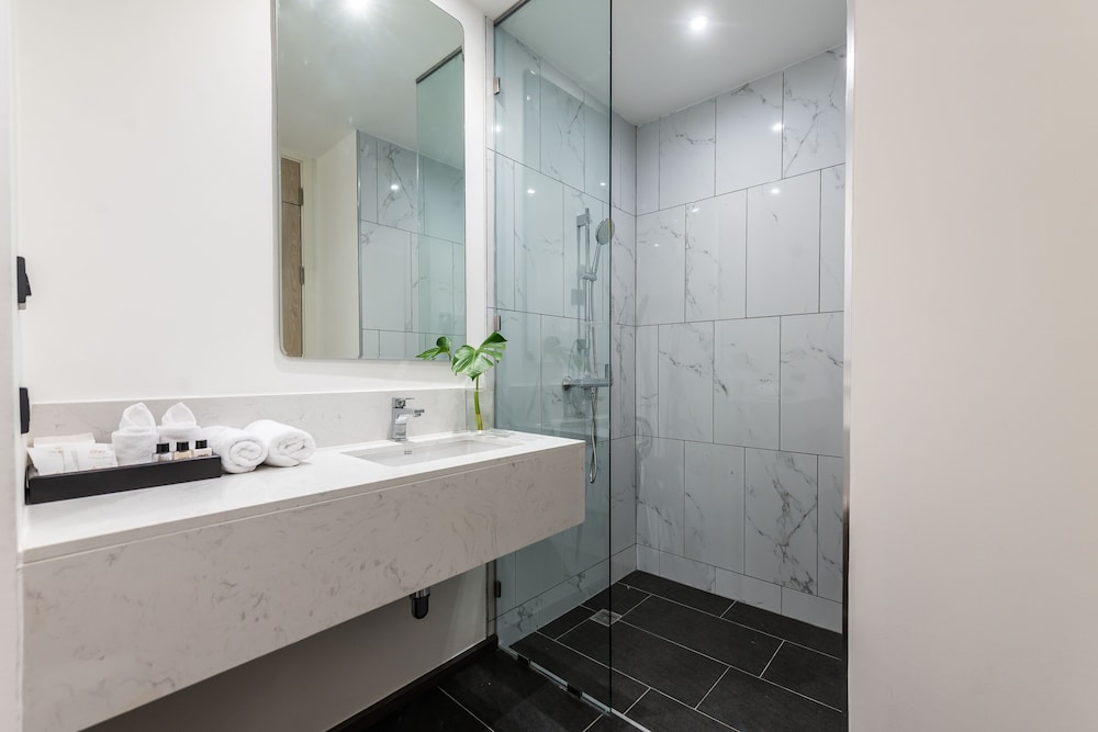 Deluxe Double Room, 1 King Bed - Photo 10