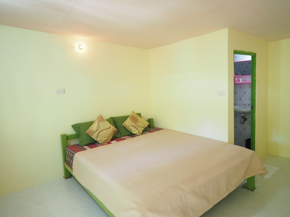 Standard Double Room with Air Conditioning