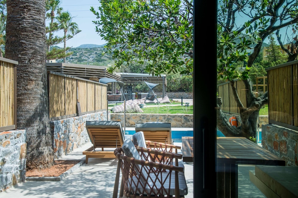 Classic Room Garden View Private Pool - Photo 8