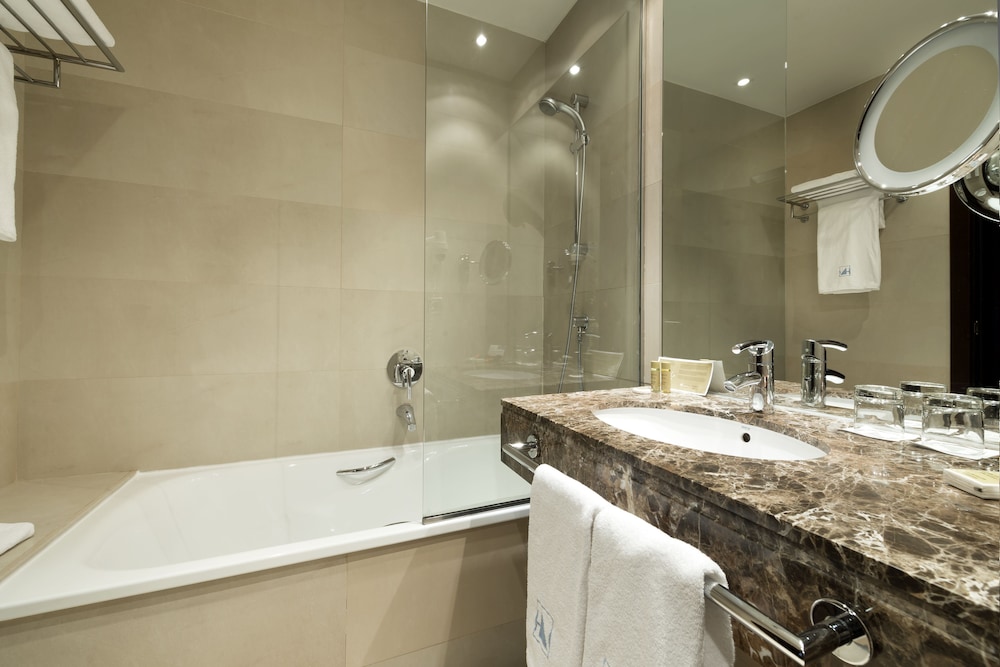 Standard Double Room Single Use - Photo 2
