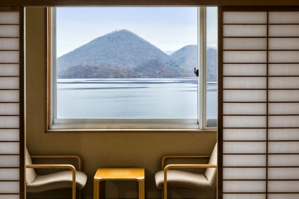 Japanese and Western room, Lake View(buffet) photo 3