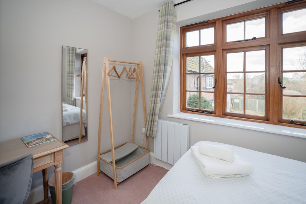 Single Room photo 2
