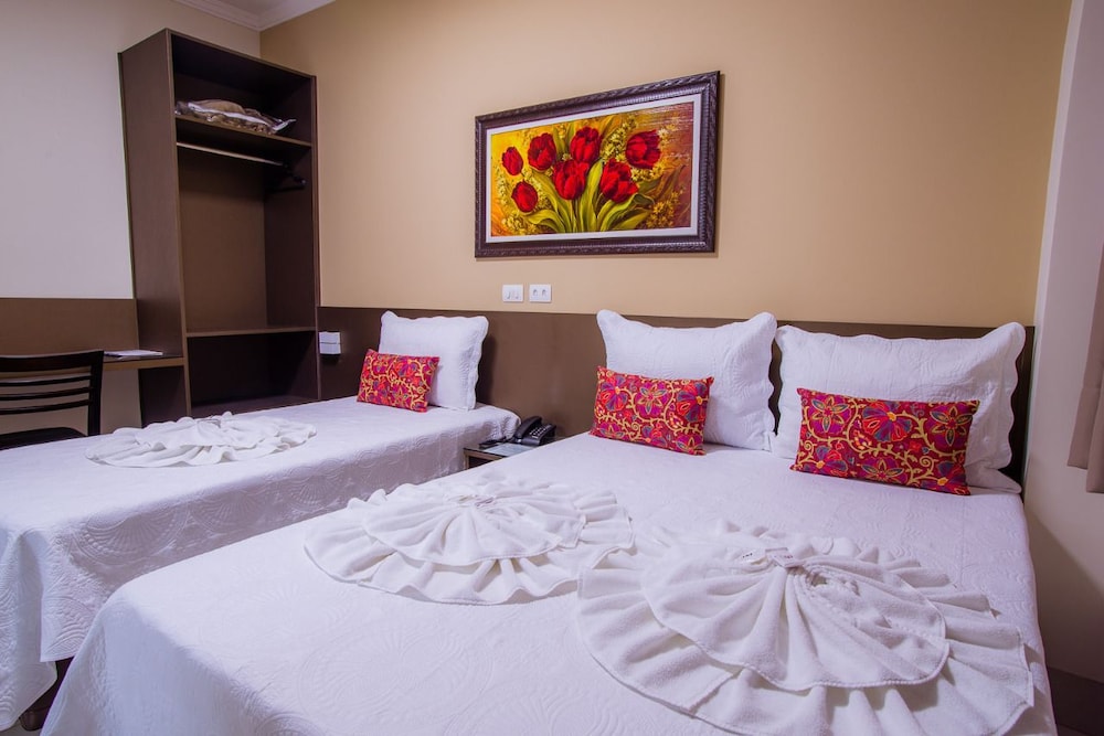 Family Triple Room, Multiple Beds, Non Smoking photo 3