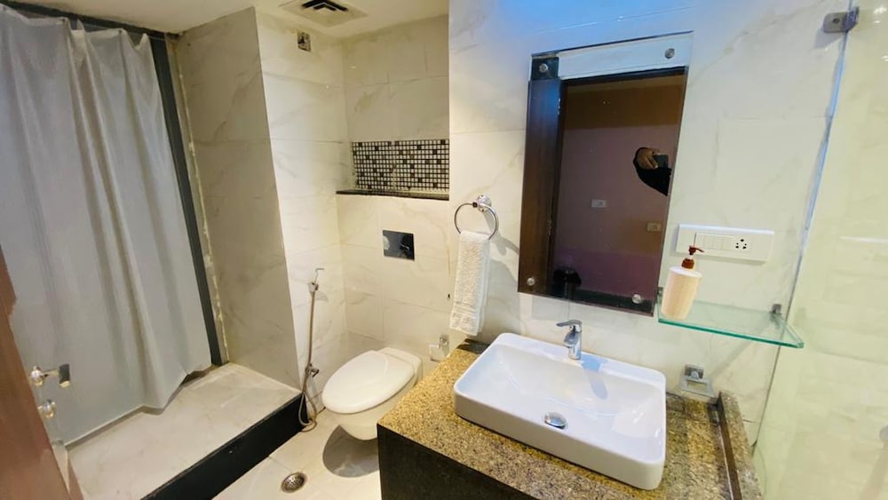 Deluxe Double Room photo 2