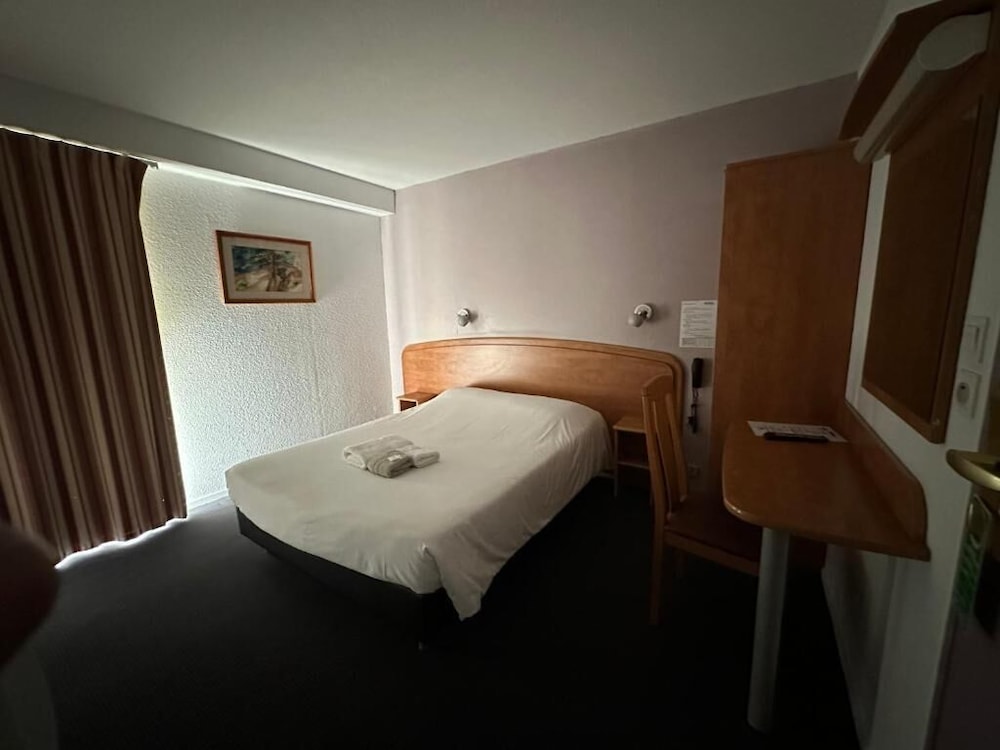 Standard Double Room photo 2