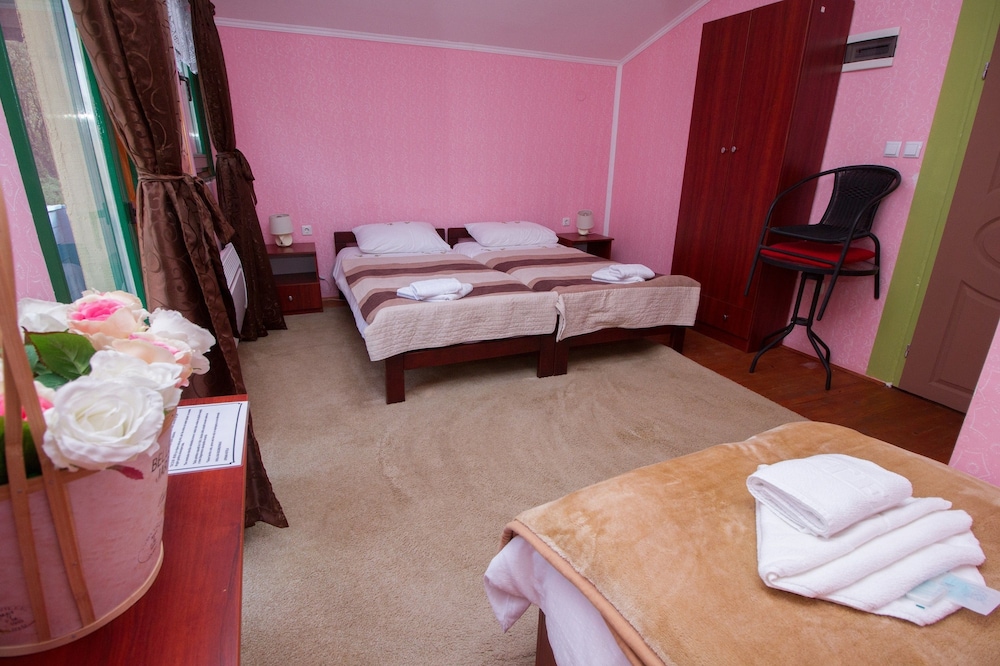 Triple Room, River View, Overwater photo 1