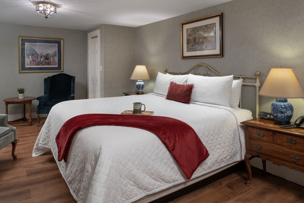 Standard King Room - Photo 3