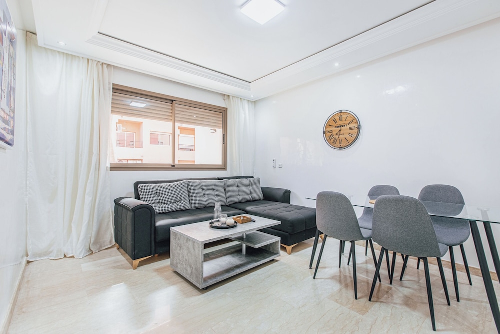 Deluxe Apartment, Balcony, City View