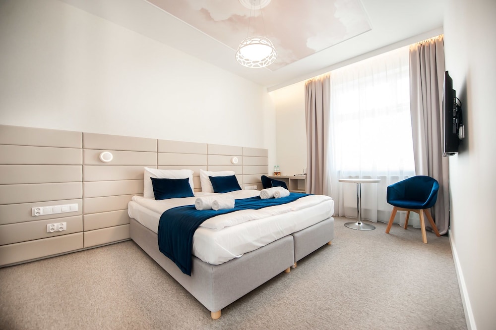 Deluxe Double Room - Photo 4