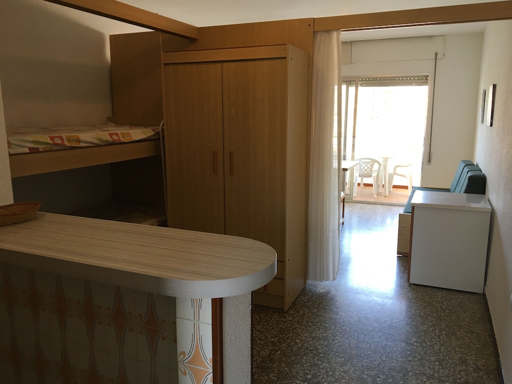 Estudio con Vista al Mar