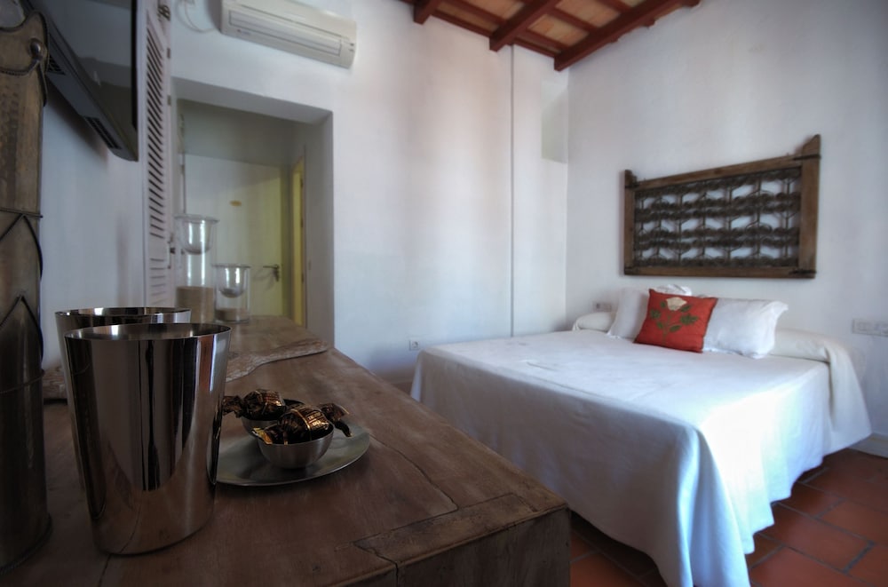 Double or Twin Room photo 3