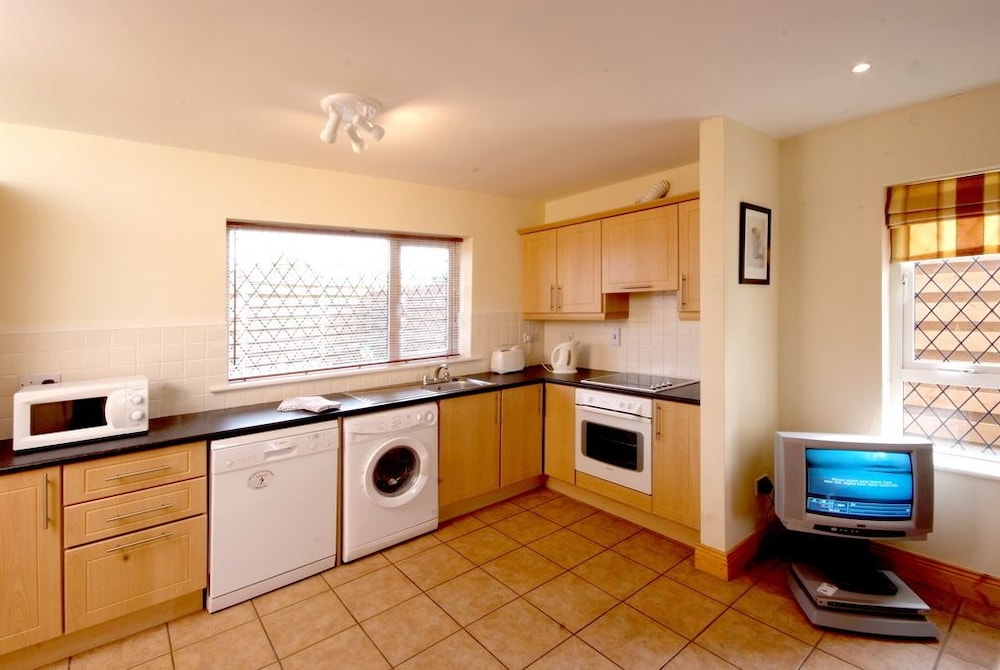 House, 3 Bedrooms photo 2