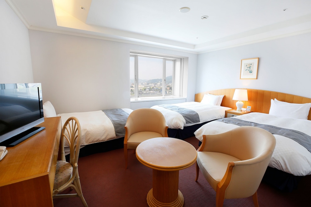 Superior Twin Annex Non Smoking (Extra Bed, from 3 Adult Guests) photo 1