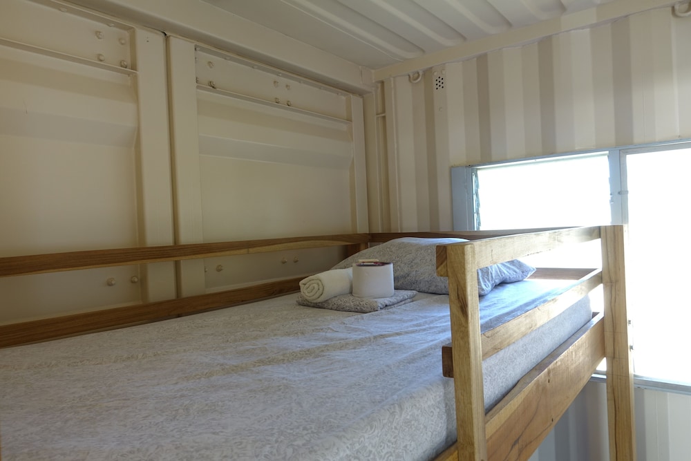Family Room, Multiple Beds, Private Bathroom, Beachside photo 2