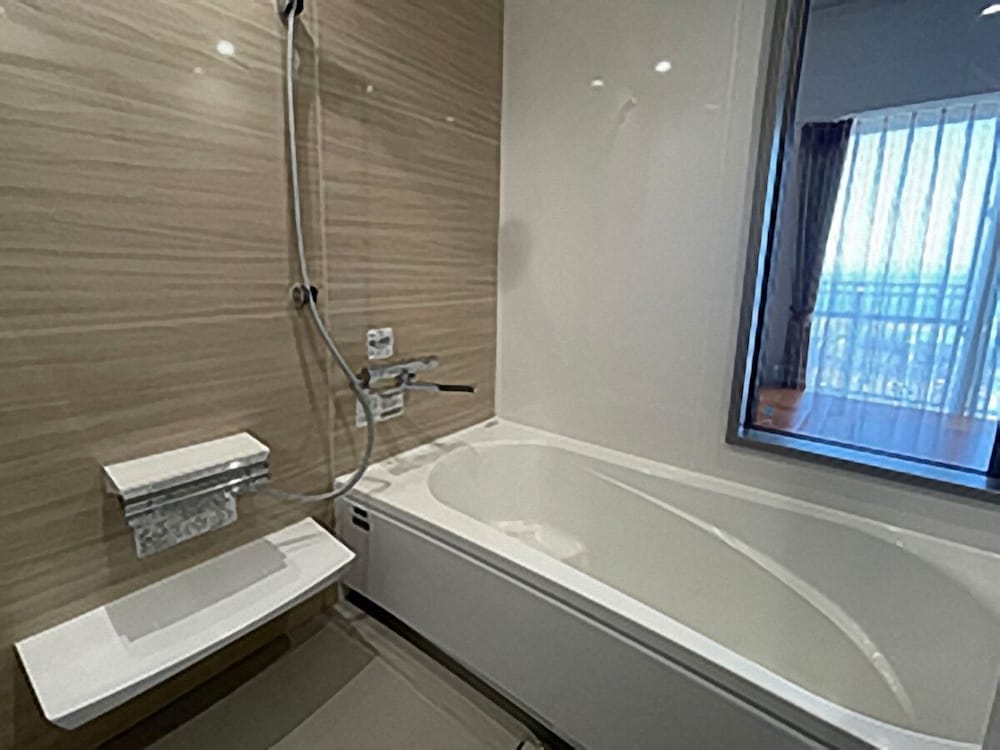 Basic Triple Room, 3 Bedrooms - Photo 9