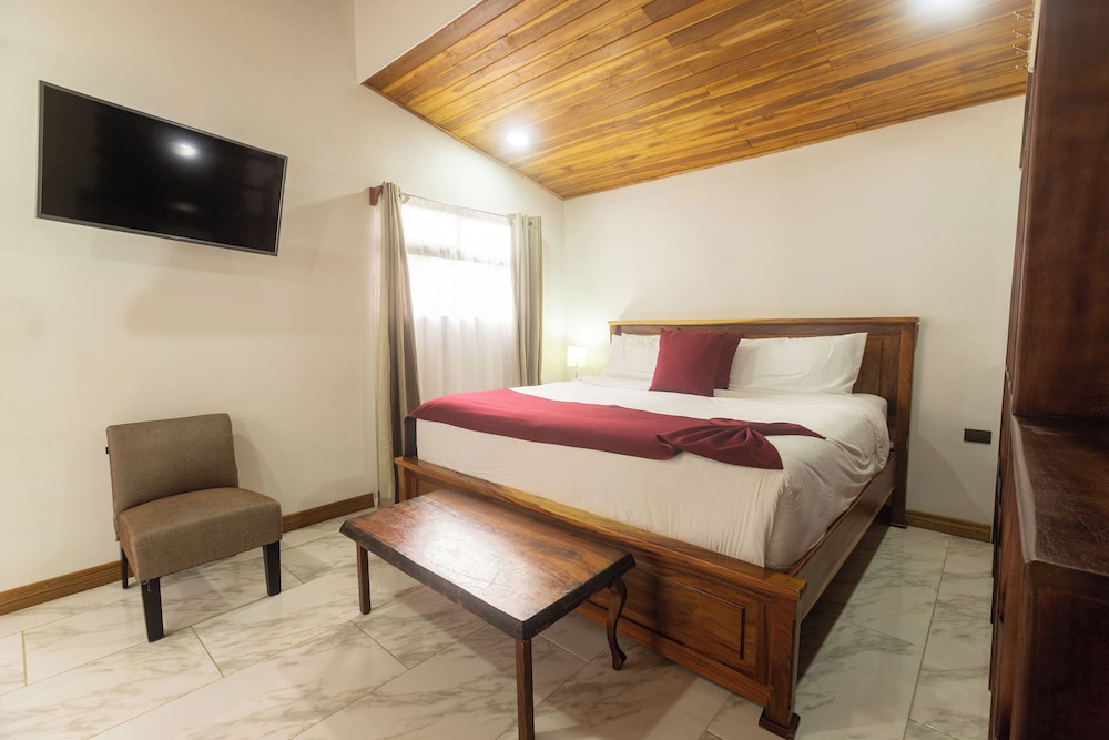 Duplex, 1 Bedroom, Balcony, Mountain View