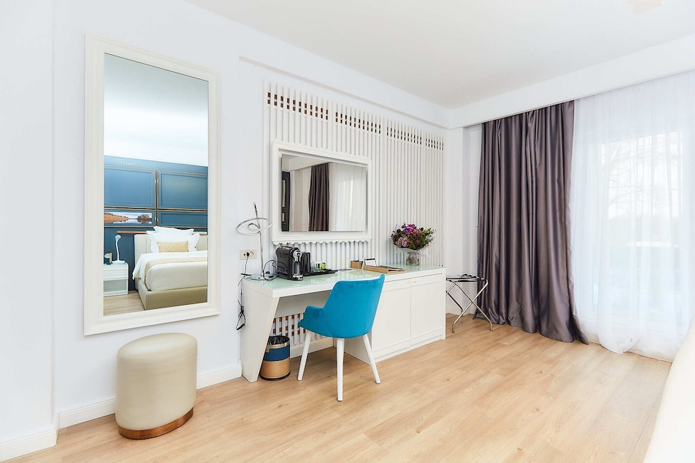Executive King Room